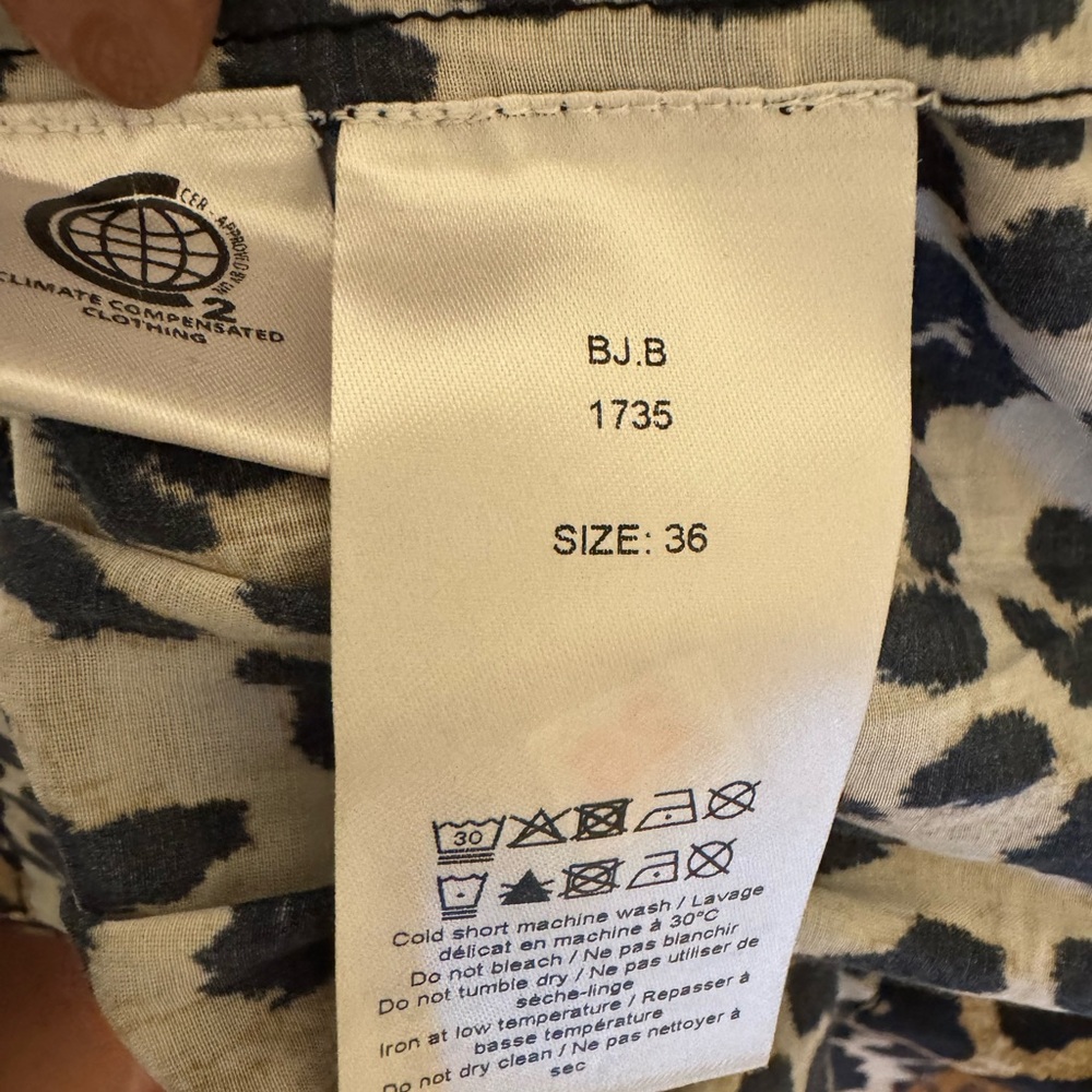 EUC Ganni Leopard Print Smocked Top - Picture 3 of 4
